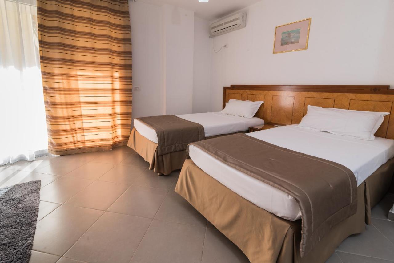 Rafaelo Resort Shëngjin エクステリア 写真